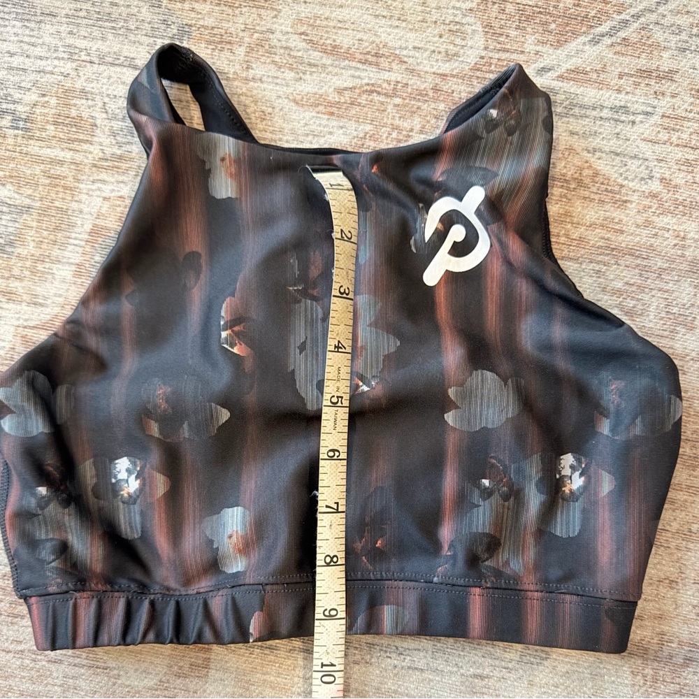 Peloton Sports Bra - Picture 2 of 5